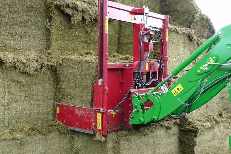 How to reduce silage stack spoilage