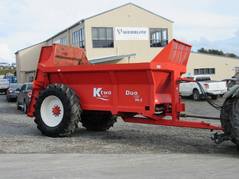W1752-K-Two-Duo-1100-Muck-Spreader-4