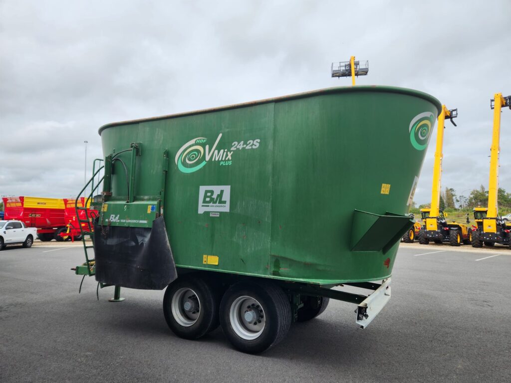 BvL VMix 24 Mixer Wagon bline