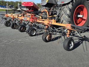 Fella TH680 Tedder