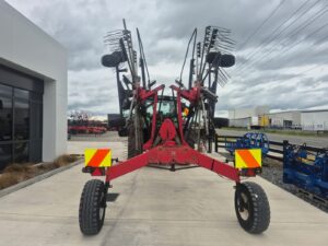 Massey Ferguson RK 3879 Swather 14968