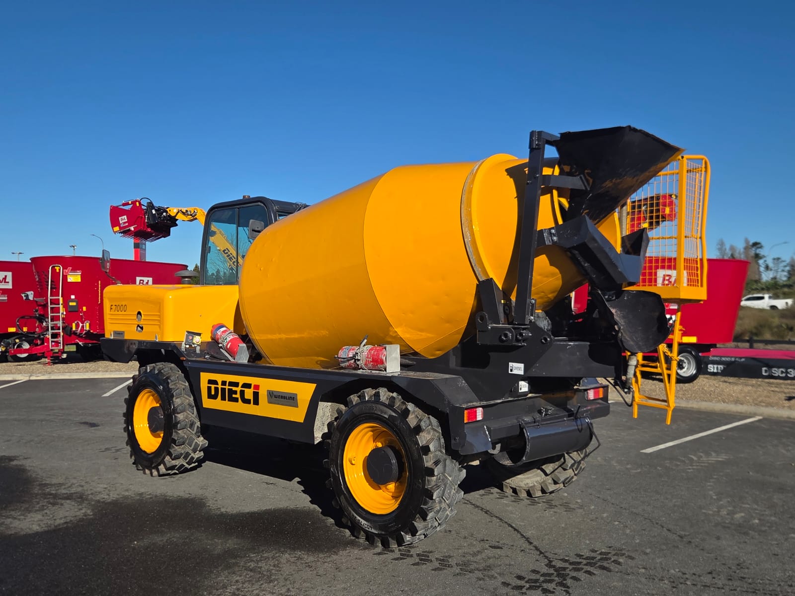 Dieci F7000 Concrete Mixer (11535) - 5 Dieci F7000 Concrete Mixer (11535)