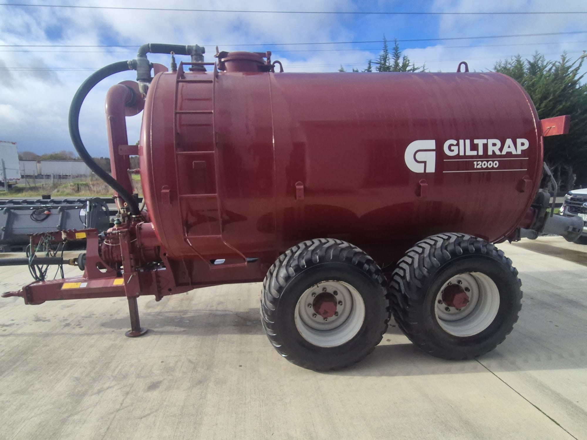 Giltrap GSS 12000 (15342) - 5 Giltrap GSS 12000 Slurry Tanker (15342)