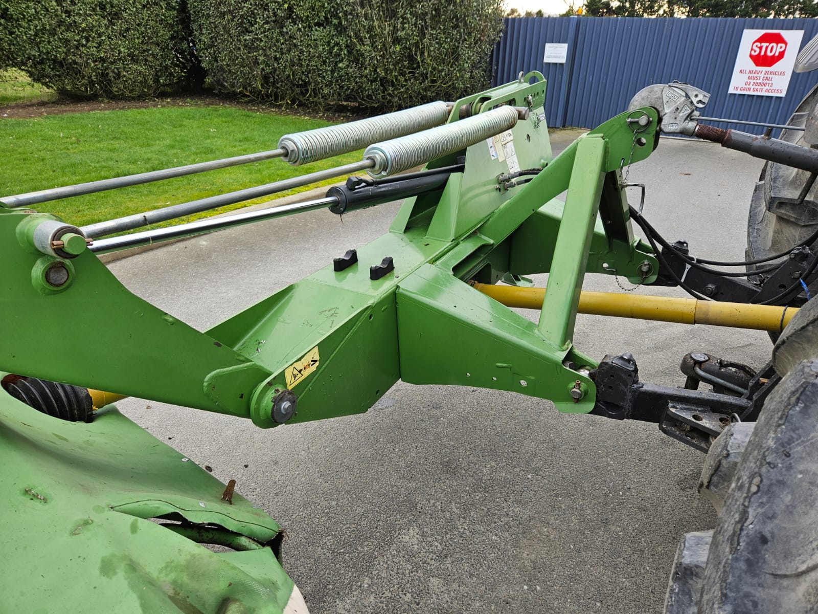 Krone Easy Cut R360 (15345) - 12 Krone Easy Cut R360 Disc Mower (15345)