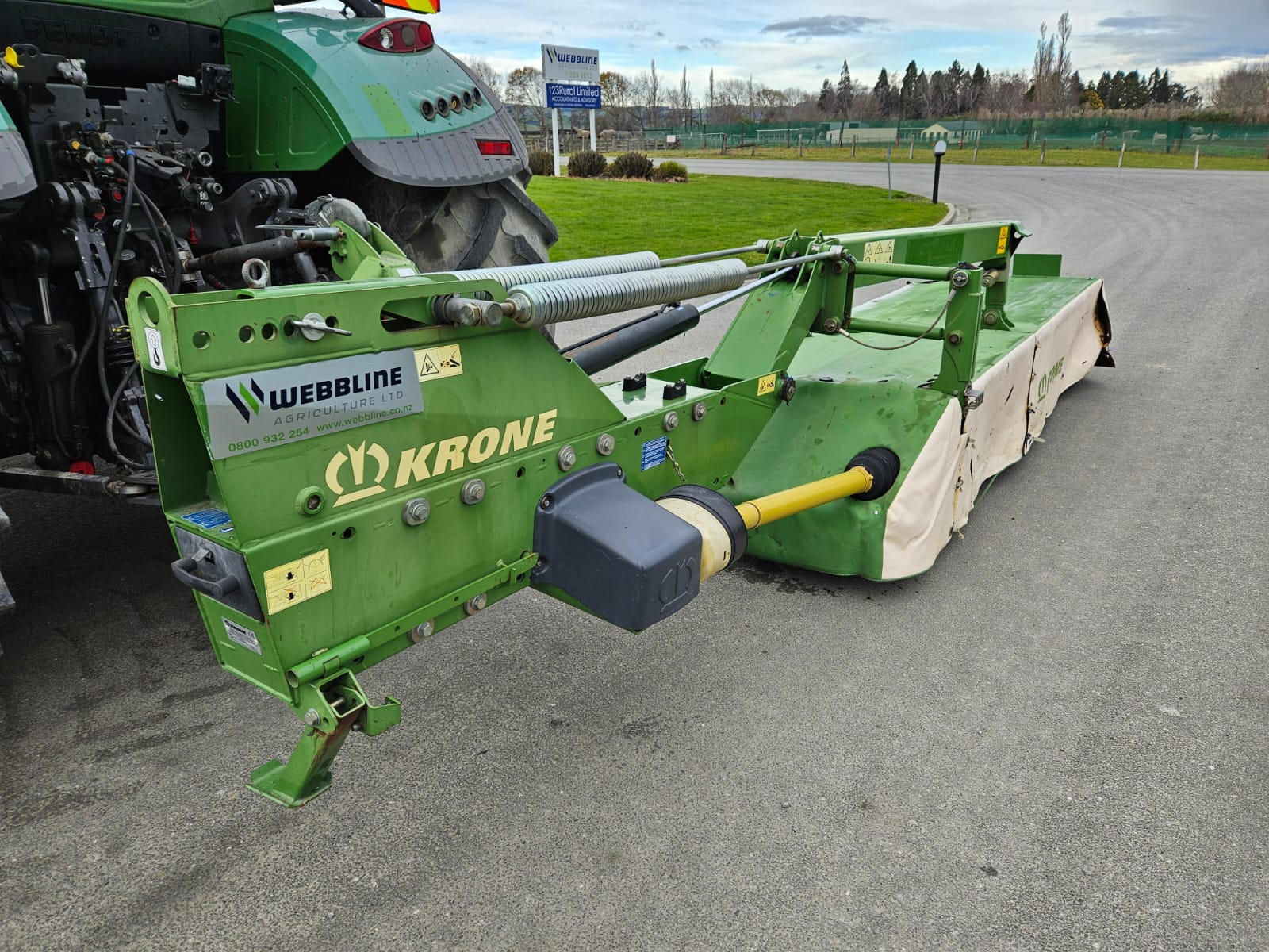 Krone Easy Cut R360 (15345) - 6 Krone Easy Cut R360 Disc Mower (15345)