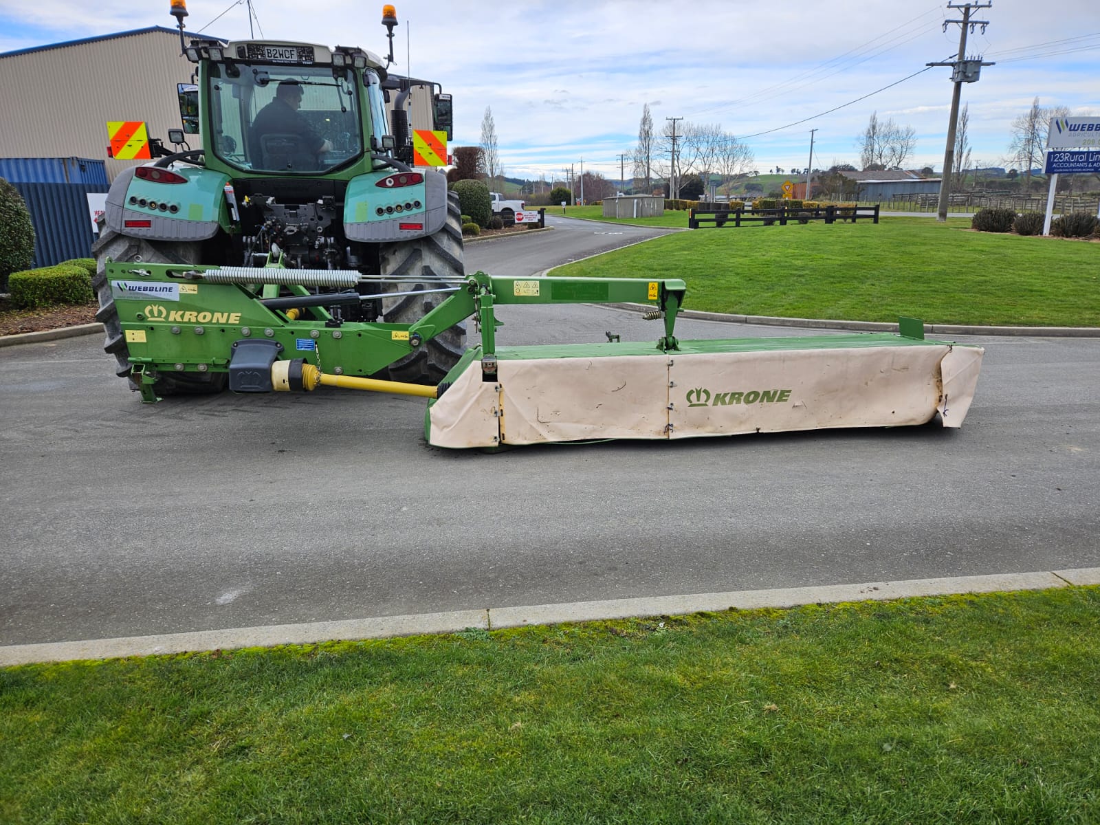 Krone Easy Cut R360 (15345) - 9 Krone Easy Cut R360 Disc Mower (15345)