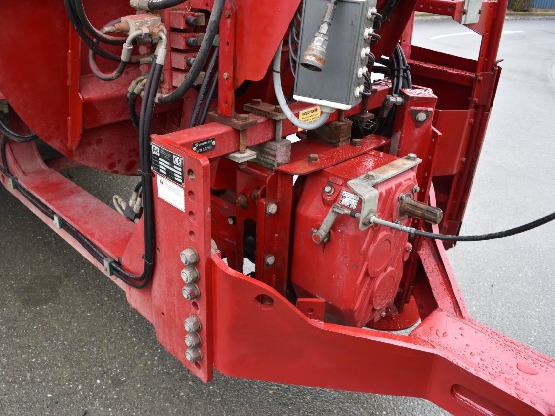 BvL V-Mix 27 (10740) - 7 BvL V-Mix 27 Mixer Wagon (10740)
