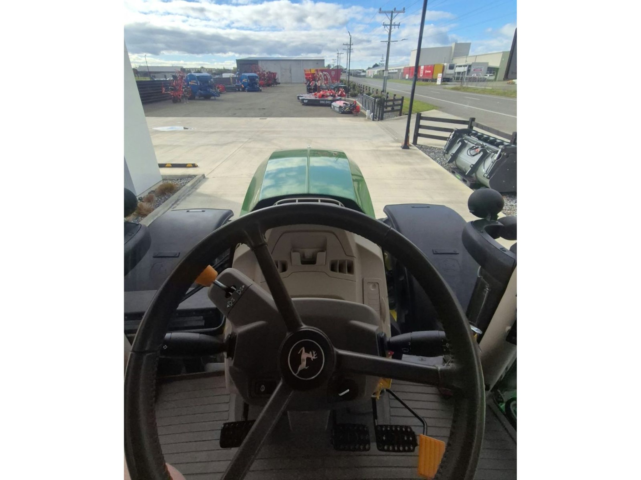 John Deere 6R 185 #1 John Deere 6R 185 Tractor