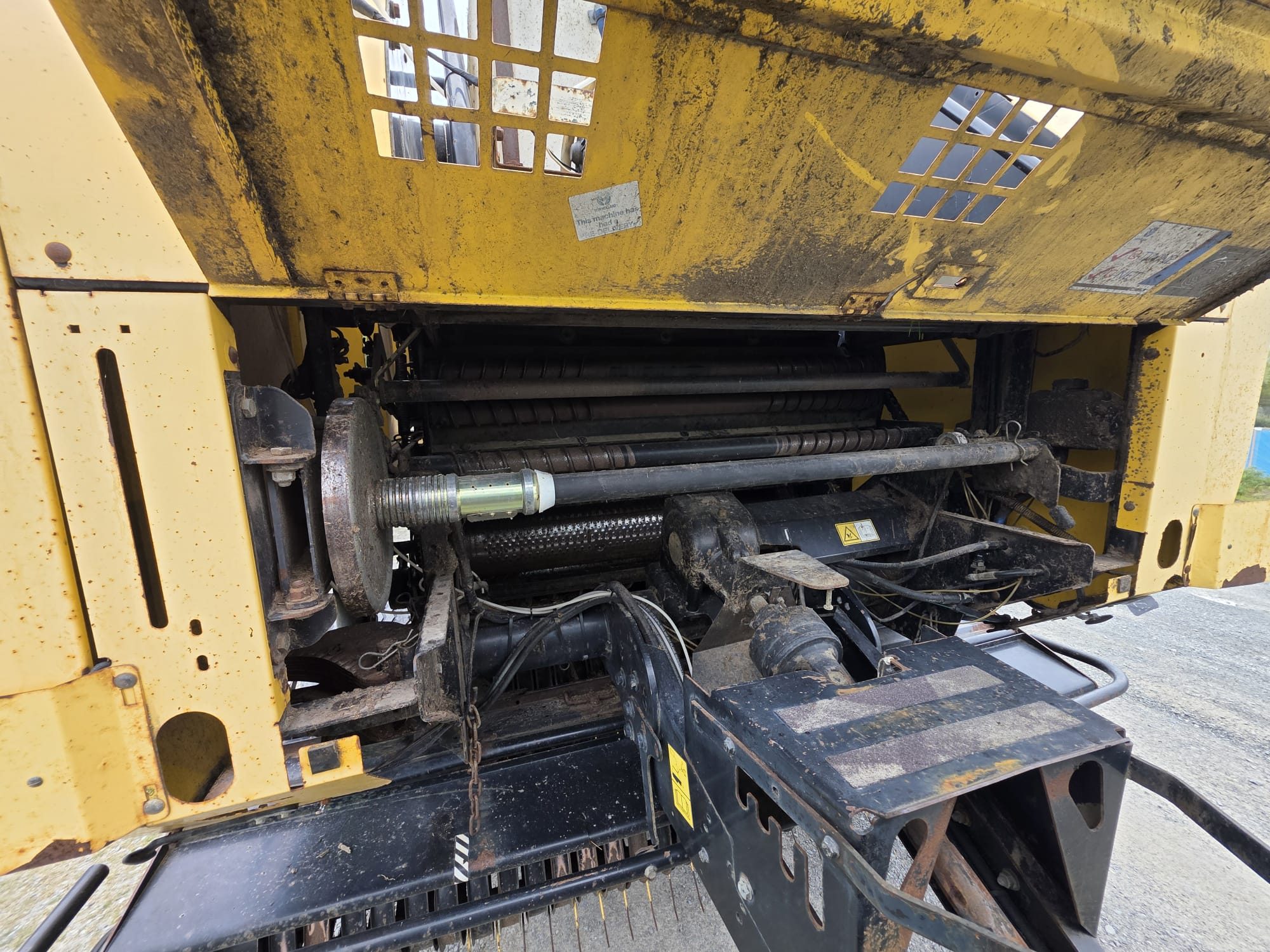 New Holland BR740A (15456) #7 New Holland BR740A Baler (15456)