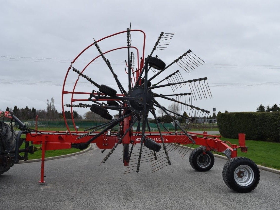 SIP Star 850 (12472) # 2 SIP Star 850 Swather (12472)