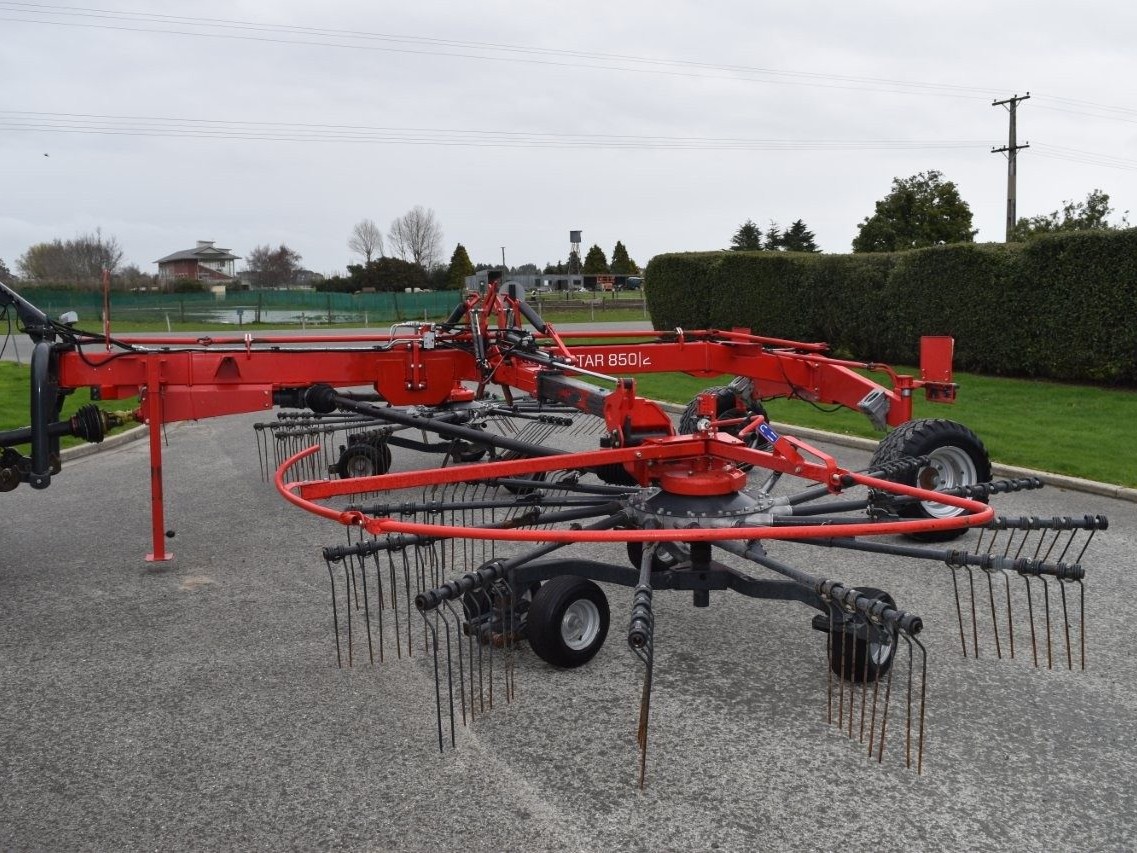 SIP Star 850 (12472) # 4 SIP Star 850 Swather (12472)